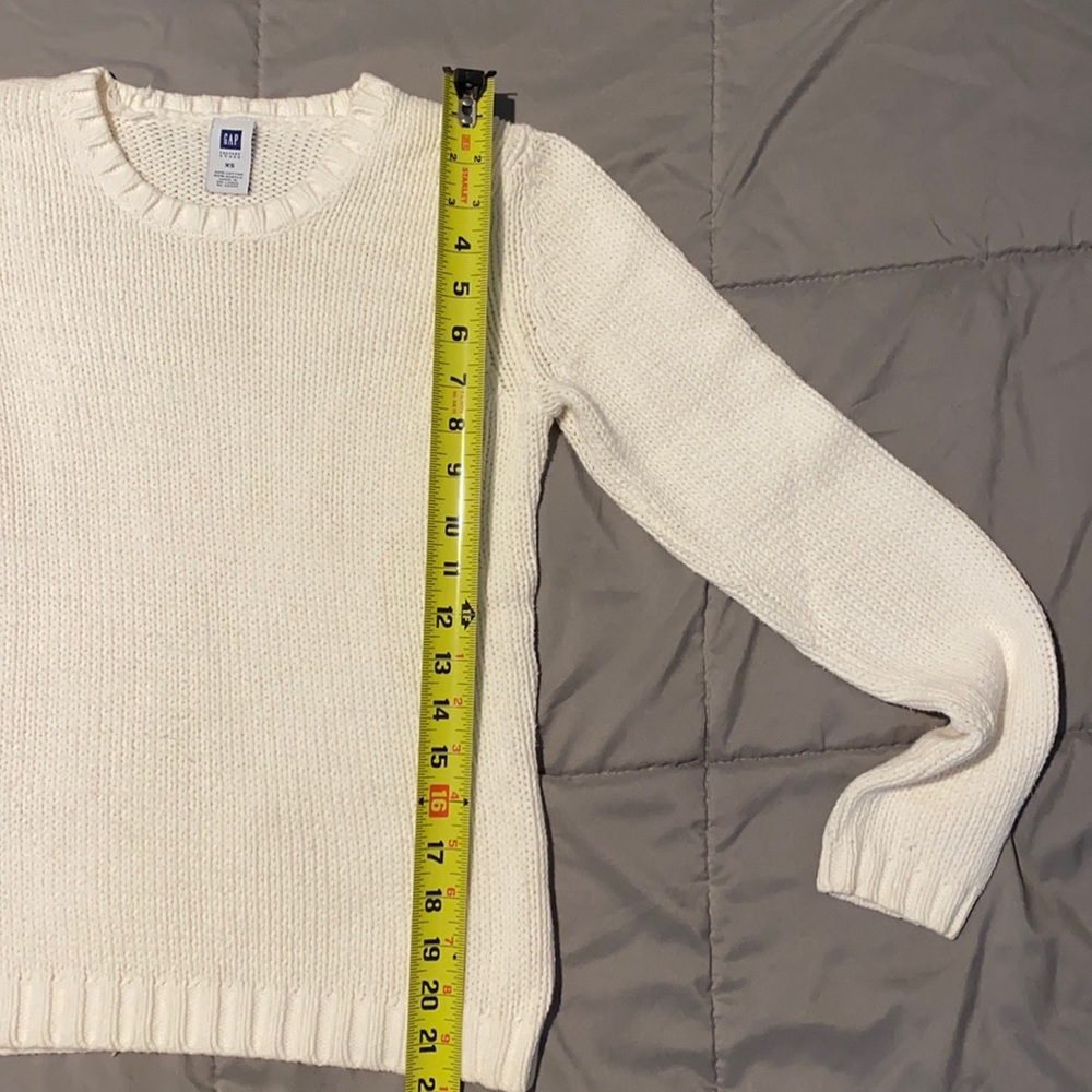 GAP Knit Sweater - Picture 5 of 5